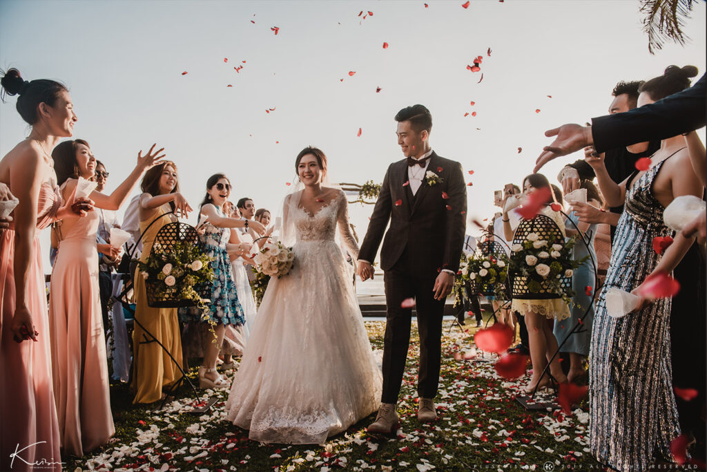 婚攝的價值不在張數｜KVISION 如何用光影敘事，區隔「拍照」與「攝影」的維度 | Kvision婚紗攝影