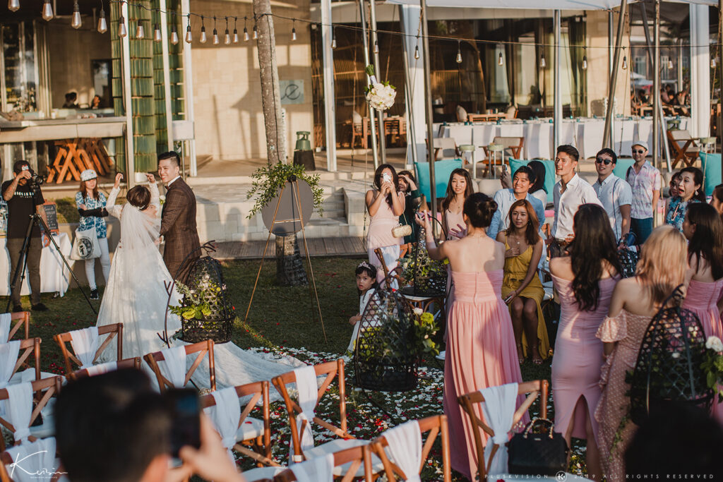 婚攝的價值不在張數｜KVISION 如何用光影敘事，區隔「拍照」與「攝影」的維度 | Kvision婚紗攝影