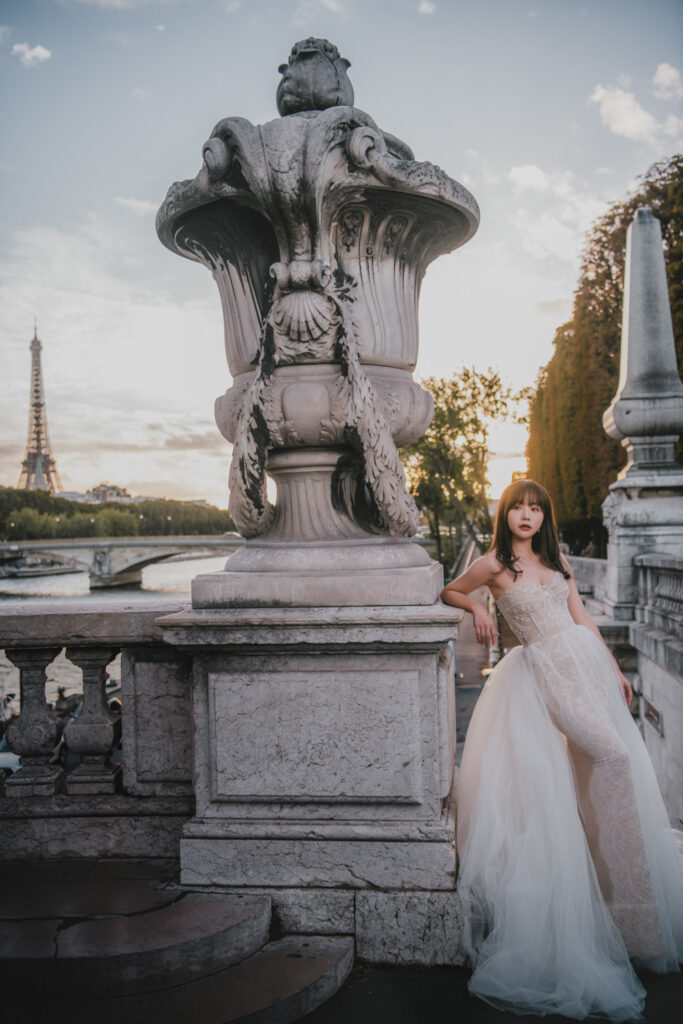 巴黎鐵塔婚紗攝影攻略｜電影感婚紗 | Kvision婚紗攝影