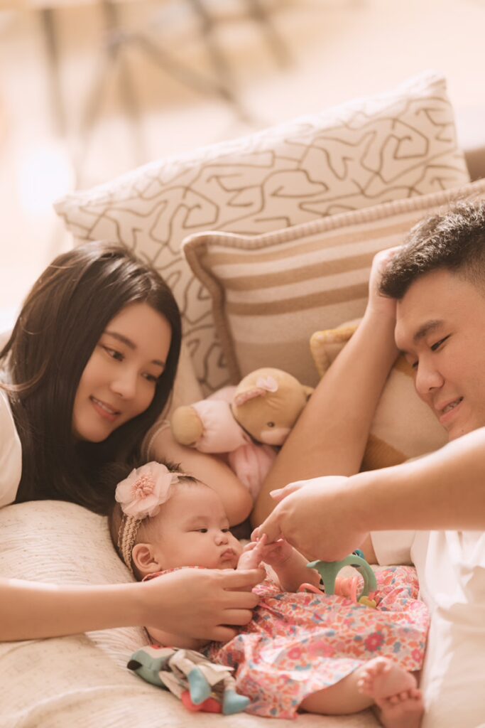 家的溫度｜Victor & Amy 的家庭寫真 | Kvision婚紗攝影