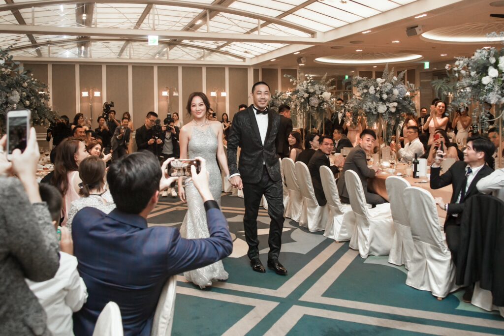 文華東方大宴會廳 vs 文華廳｜高端新人最後都怎麼選？ | Kvision婚紗攝影
